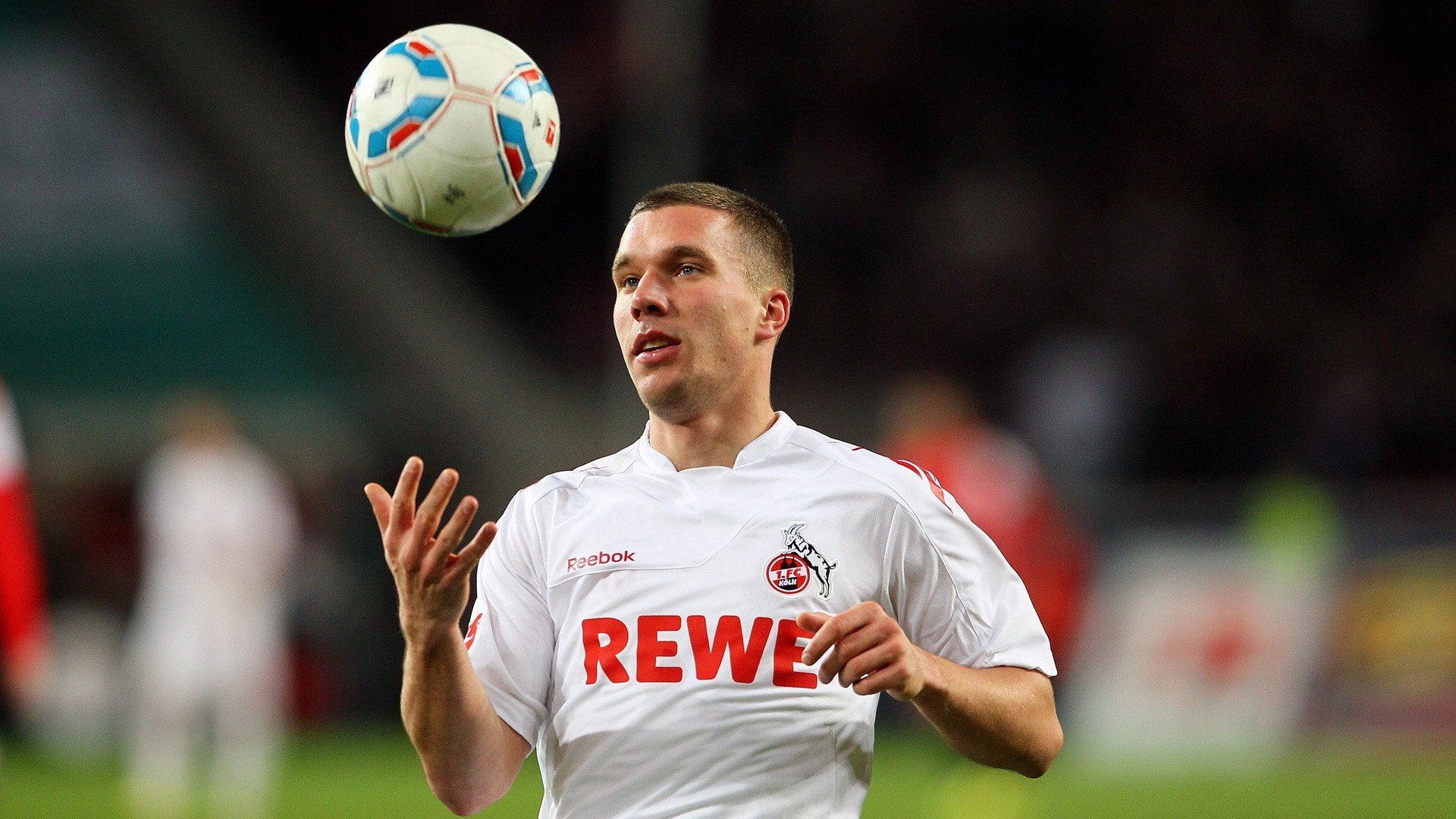 跑团“破三”训练营测试赛 多名选手首度突破三小时大关